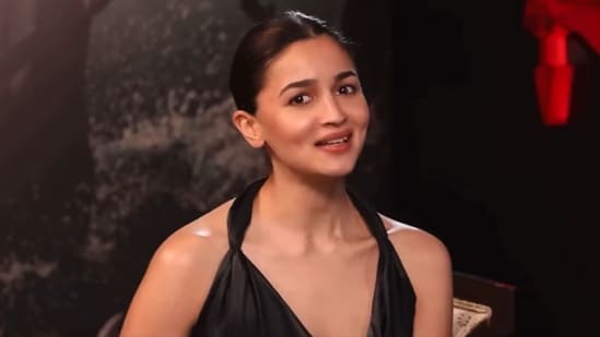 Alia Bhatt impressed everyone with her singing skills when she sang Chuttamalle from Devara: Part 1.